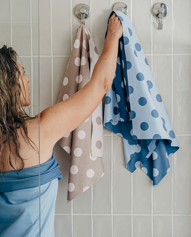 Essential Towel Set: Dots&Calm Blue