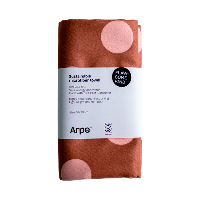 Arpe Circular Chestnut Brown Soft Dots Collection: Microfiber Towels