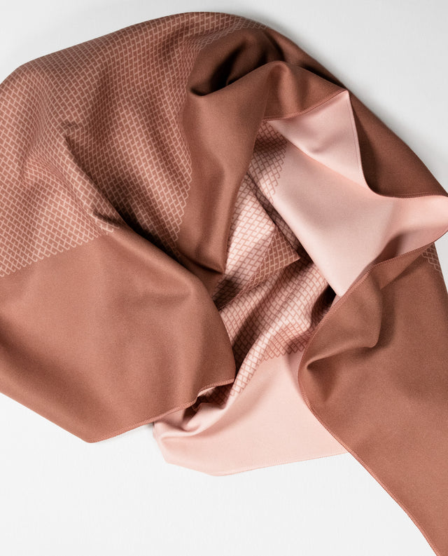 Arpe Circular Chestnut Brown Basic Collection: Microfiber Towels