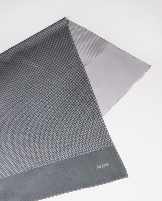 Arpe Circular Charcoal Gray Basic Collection: Microfiber Towels
