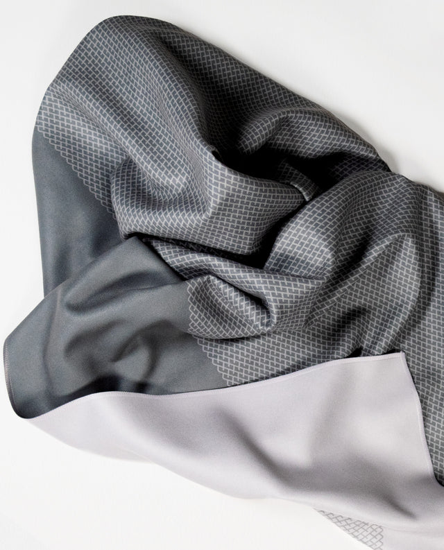 Arpe Circular Charcoal Gray Basic Collection: Microfiber Towels