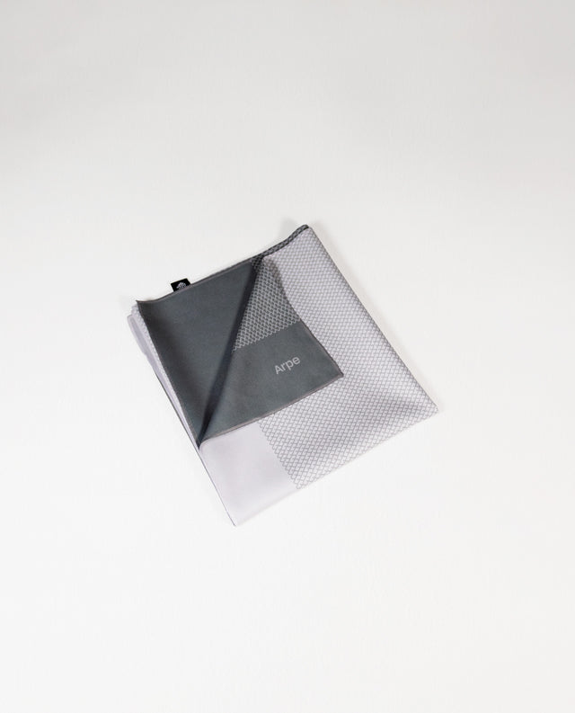 Arpe Circular Charcoal Gray Basic Collection: Microfiber Towels