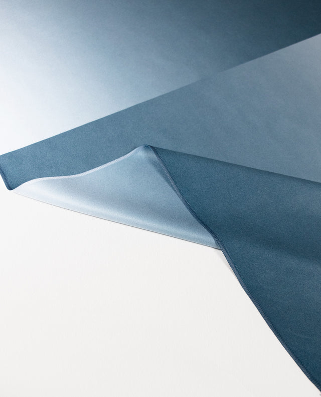 Arpe Circular Steel Blue Calm Collection: Microfiber Towels
