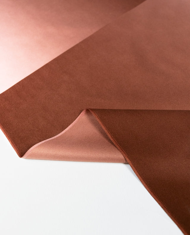 Arpe Circular Chestnut Brown Calm Collection: Microfiber Towels