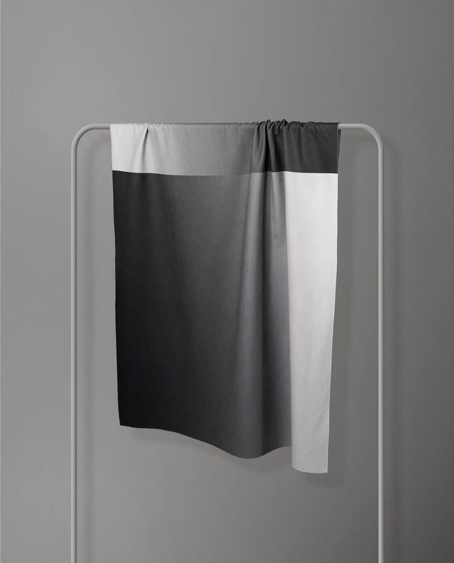 Arpe Circular Charcoal Gray Calm Collection: Microfiber Towels