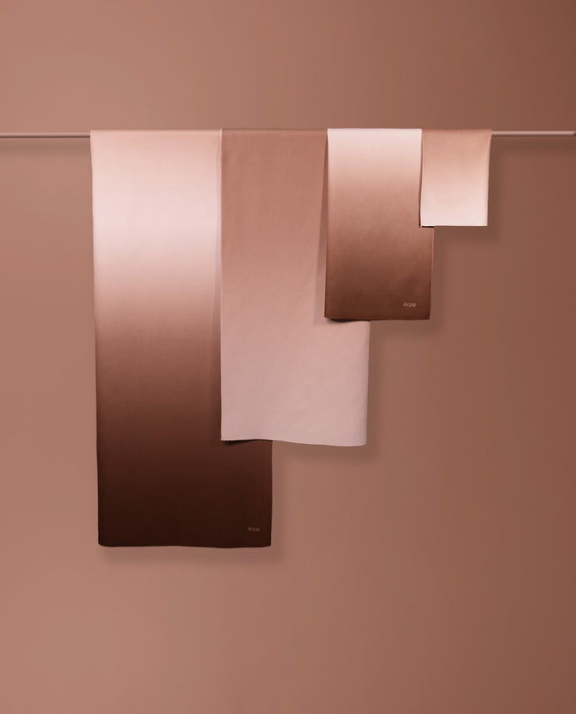 Arpe Circular Chestnut Brown Calm Collection: Microfiber Towels