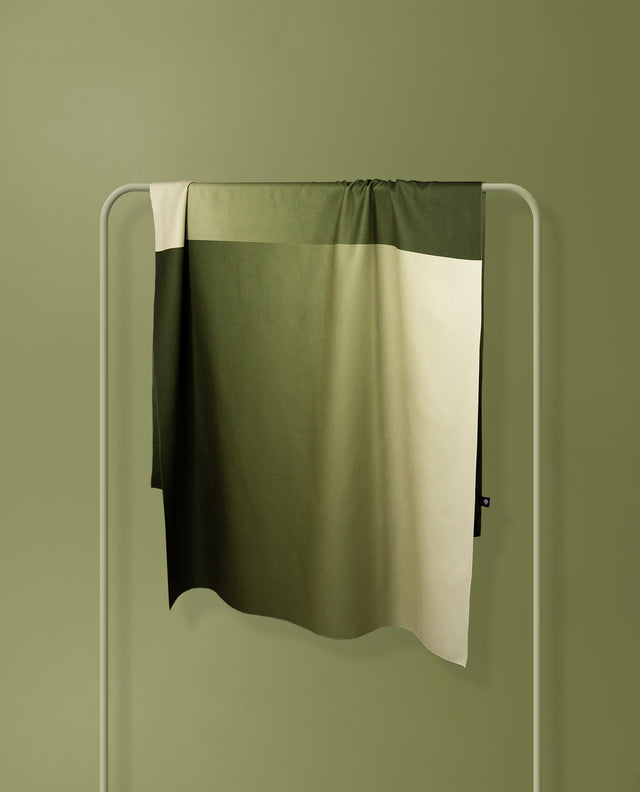 Arpe Circular Olive Green Calm Collection: Microfiber Towels