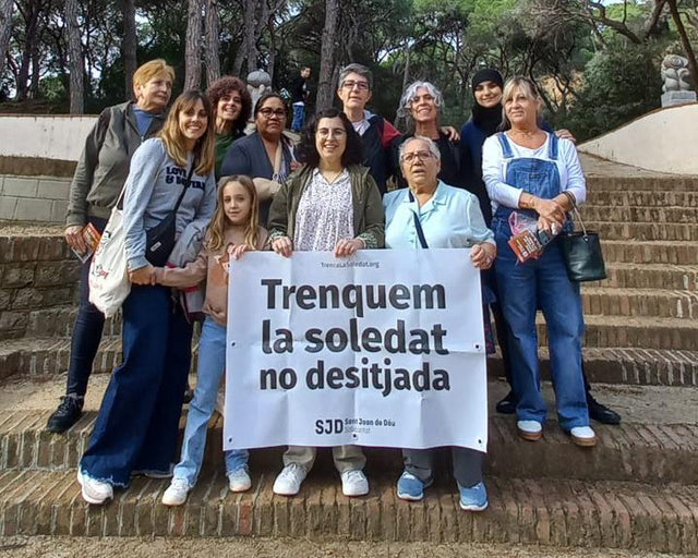 A Walk Among the Trees and a Guided Meditation: A Morning to Ease Unwanted Loneliness