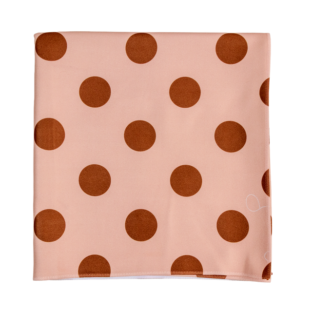 Arpe Circular Chestnut Brown Soft Dots Collection: Double-Sided Microfiber Towels