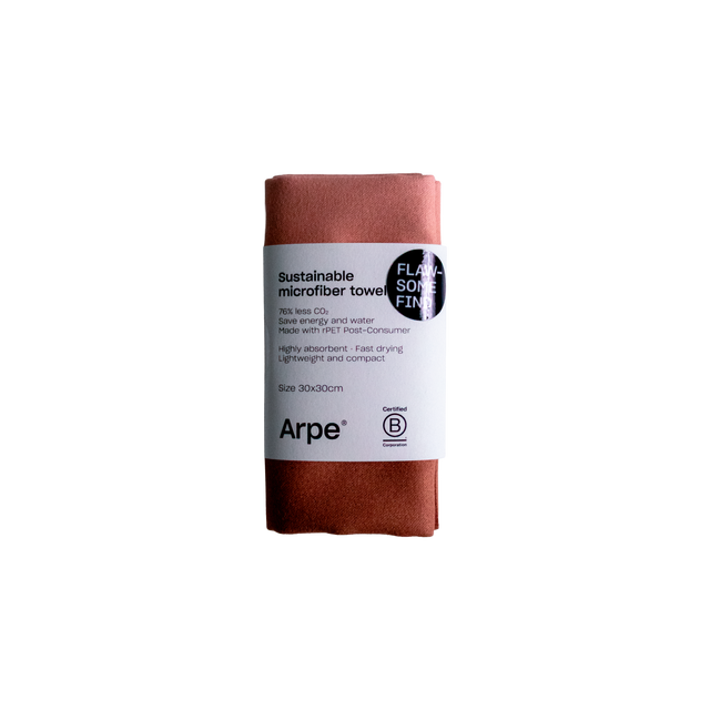 Arpe Circular Chestnut Brown Calm Collection: Microfiber Towels