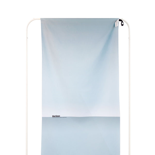 sustainable quick-drying beach towel - toalla sostenible de secado rápido para playa – Horizon Soft Silver